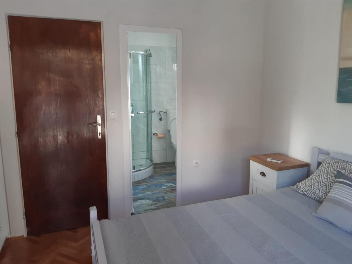 Apartamento Jona - Dugi Rat - Mali Rat Exterior foto