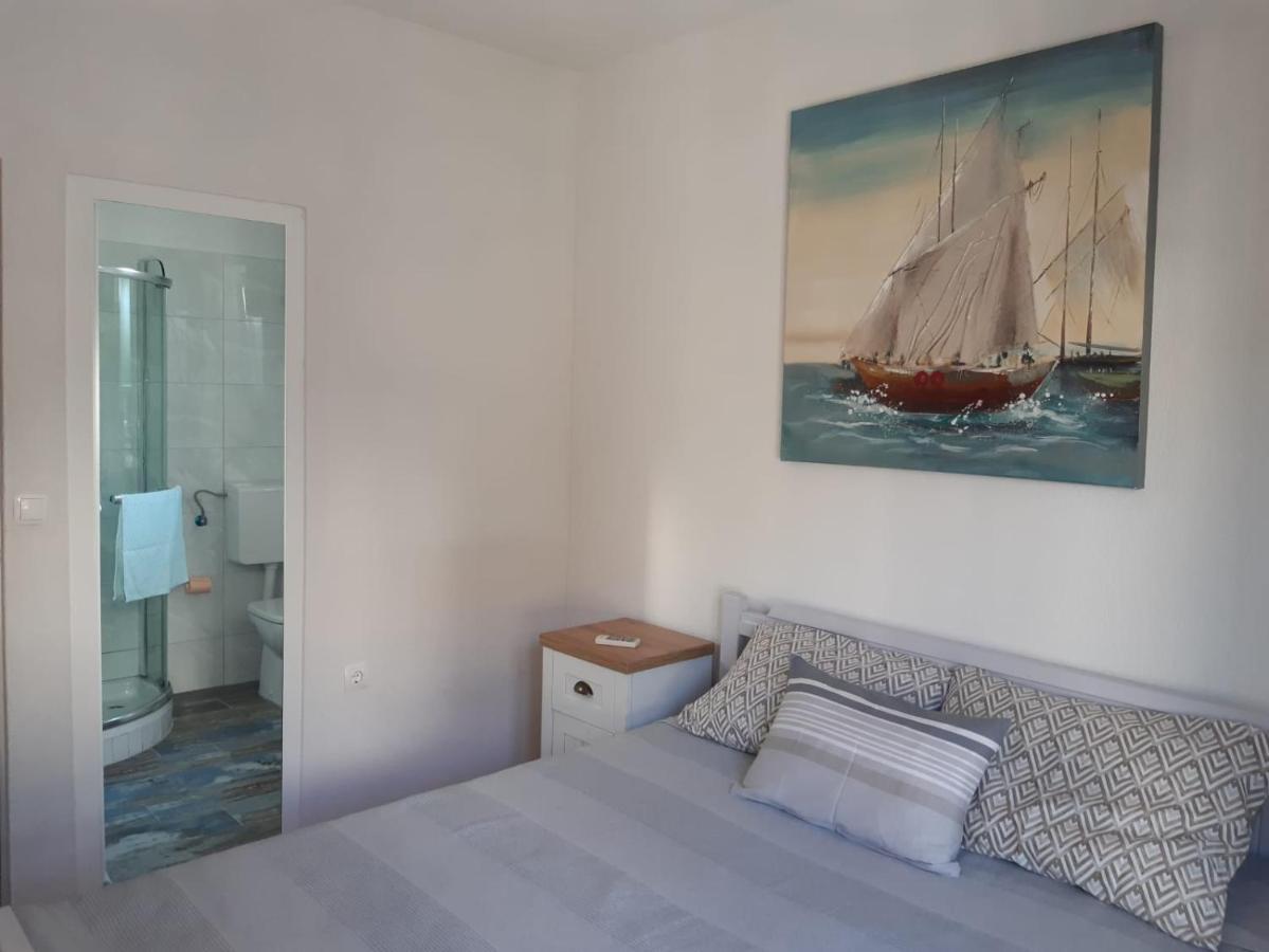 Apartamento Jona - Dugi Rat - Mali Rat Exterior foto